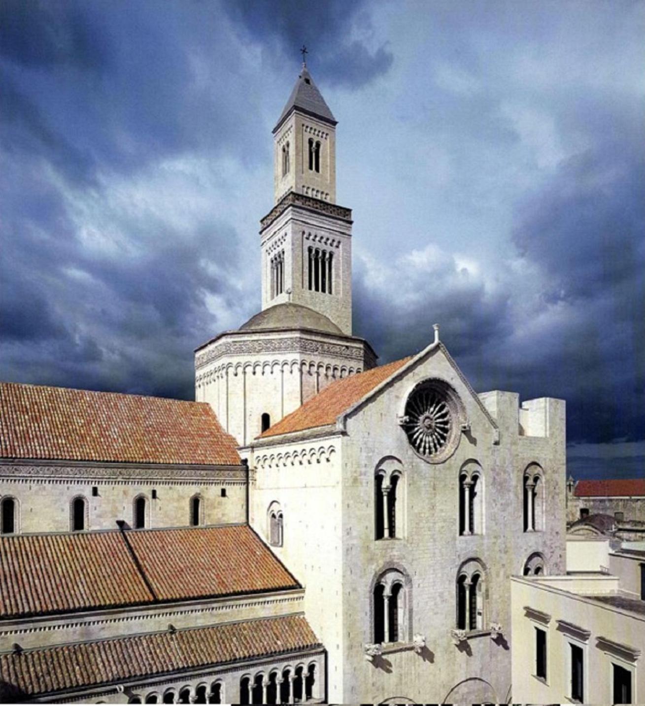 Villa La Follia Dell'Architetto Bari Exterior foto